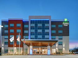 Holiday Inn Express & Suites Memorial – CityCentre, an IHG Hotel