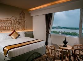 The Rangoon Hotel Accommodation Seattle