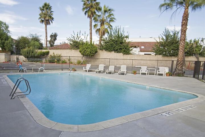Americas Best Value Inn Thousand Oaks - thumb 3