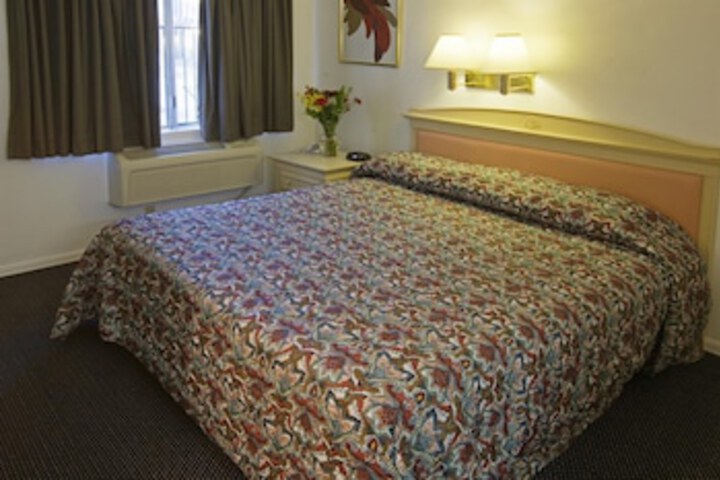 Americas Best Value Inn Thousand Oaks - thumb 0