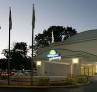 Days Inn by Wyndham Washington DC/Gateway - Accommodation Seattle