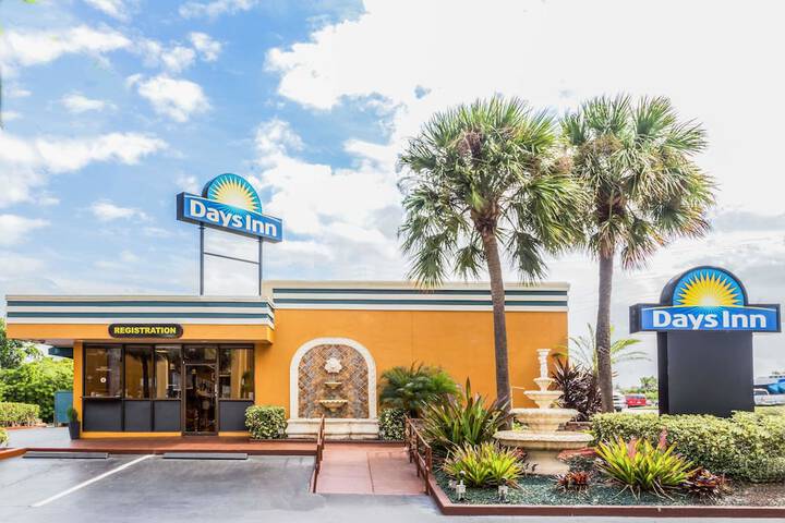 Days Inn By Wyndham Fort Lauderdale-Oakland Park Airport N - thumb 1