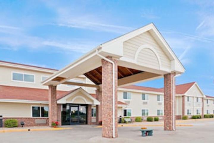 AmericInn By Wyndham Ashland - thumb 0