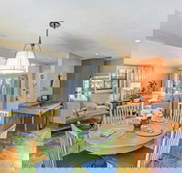 Bungalows 313 - Accommodation Seattle