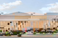 Super 8 by Wyndham Evansville North