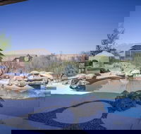 Sunset Oasis - Accommodation Seattle