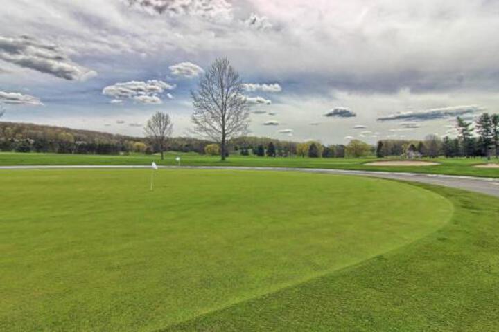 823 Mountain Cabin - thumb 0