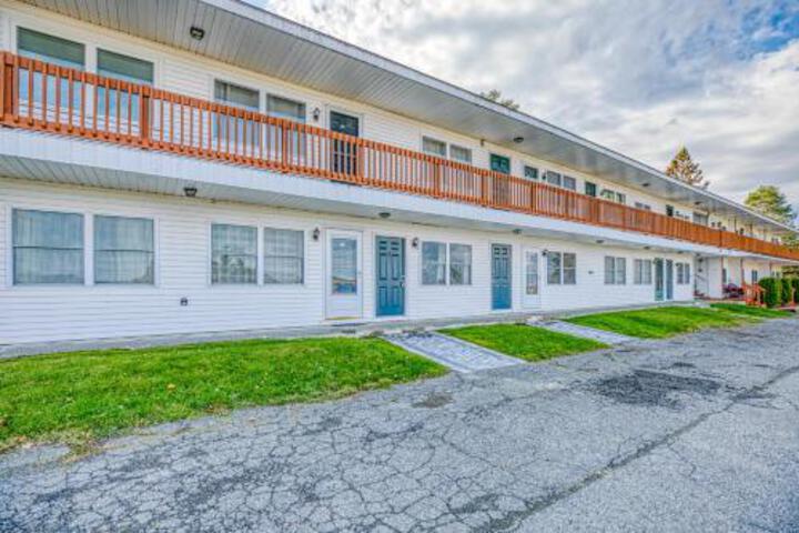 Moosehead Condo Unit #5 - thumb 2