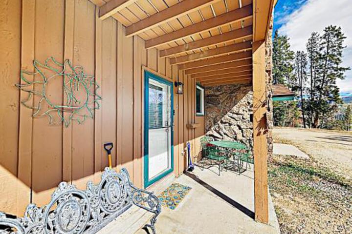 Mountain View Condo Next To Free Shuttle Near Slopes Condo - thumb 2