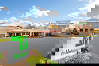 Holiday Inn Gurnee Convention Center an IHG Hotel