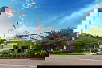 DoubleTree by Hilton Hotel Pittsburgh - Meadow Lands