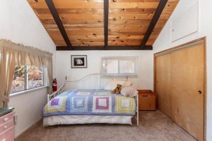 044 Cozy Bear Cabin Cabin - thumb 3