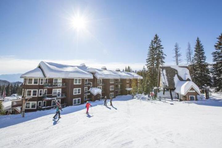 Kintla 404 Lock Off Hotel Room - thumb 1