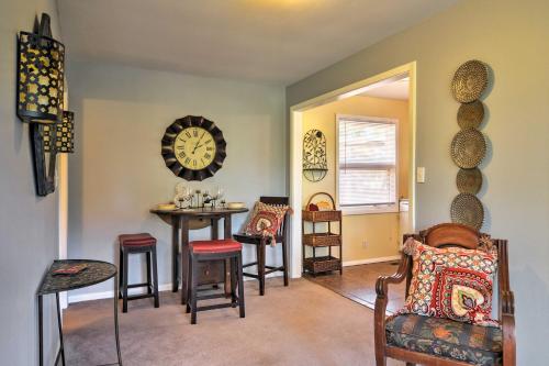 Lakeside Cabin In Hot Springs National Park! - thumb 3