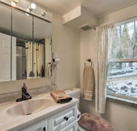 Idaho Springs Cabin w / Hot Tub on 1 / 2 Acre - Accommodation Seattle