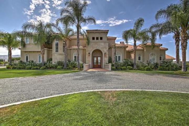 Superb Temecula Estate W / Balconies+Vineyard Views! - thumb 4