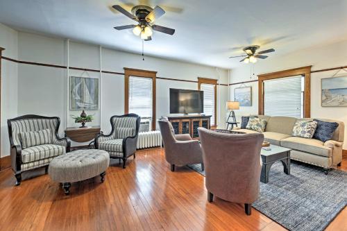 Historic Lake Geneva Home W / Patio Walk To Main St - thumb 0