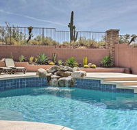 House w / Private Pool 10 Mins from Lake Pleasant - Accommodation Seattle