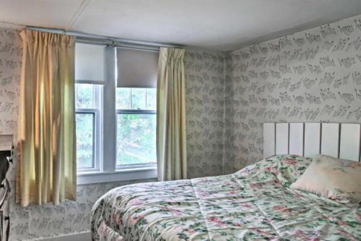 Historic Chester House 10 30 Mins To 5 Mountains! - thumb 5