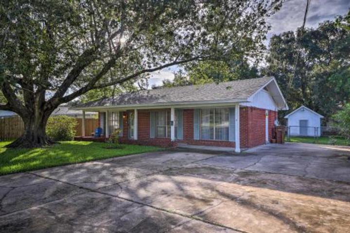 Long Beach Hideaway Walk To Ocean Shops Bars! - thumb 1