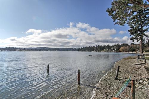 Gorgeous Poulsbo Waterfront Home On Liberty Bay! - thumb 1