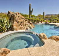 Cave Creek House w / Private Pool  Putting Green - Accommodation Seattle