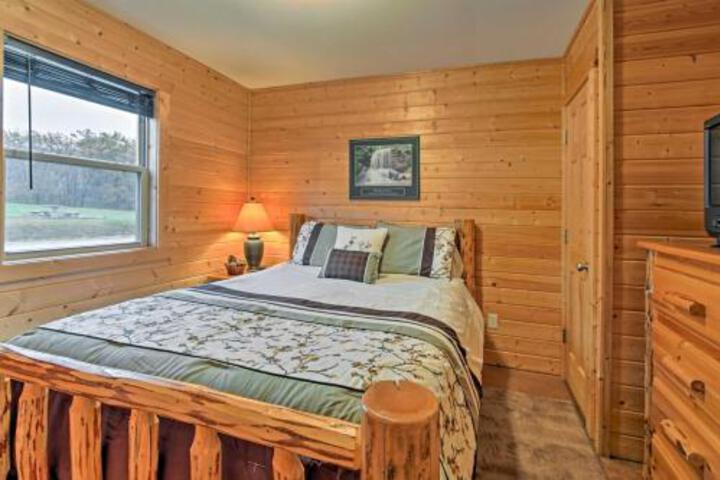 Lakefront Columbia Cabin W / Dock & Peaceful Views! - thumb 5