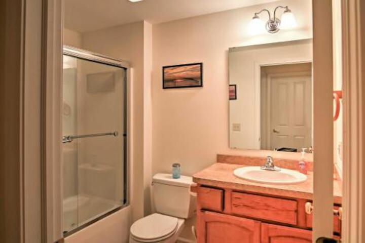 Lake George Townhome W / Water View Patio & Grill! - thumb 4