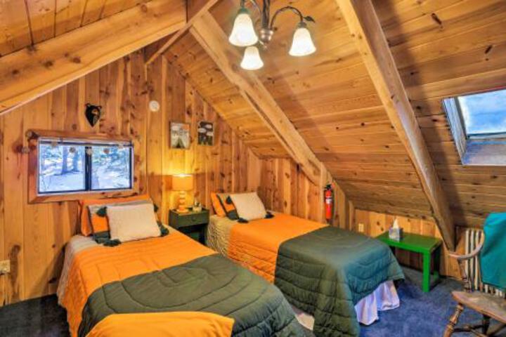 Alma Cloud 9 Cabin W / Fireplace & Wooded Views! - thumb 6