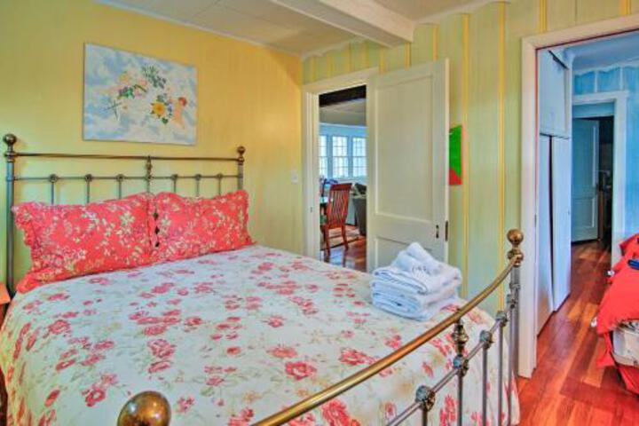 Grand Beach Home W / Pool & Hot Tub On Lake Michigan - thumb 1