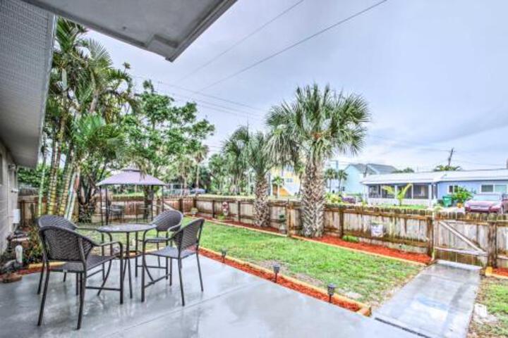 Cute Apt W / Backyard & Grill Steps To Cocoa Beach - thumb 3