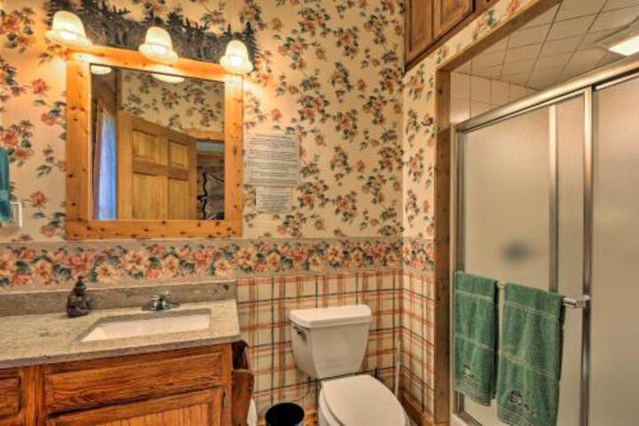 Tenn River Cabin W / Hot Tub 10 Mi To Chattanooga! - thumb 6