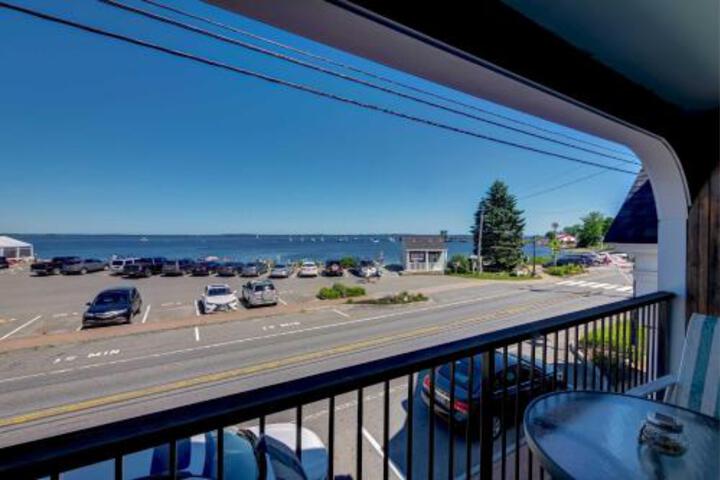 Oceanfront Lincolnville Studio W / Private Balcony! - thumb 6