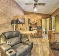 Apt on 50 Acre Ranch 1 Mi to Raystown Lake - Accommodation Seattle