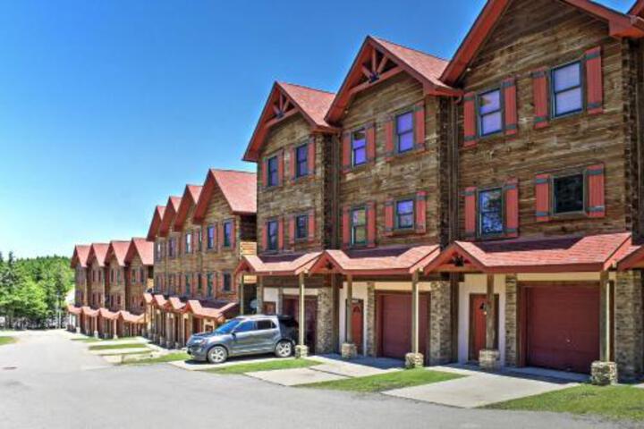 Ski In / Ski Out Snowshoe Townhome W / Deck & Hot Tub - thumb 6