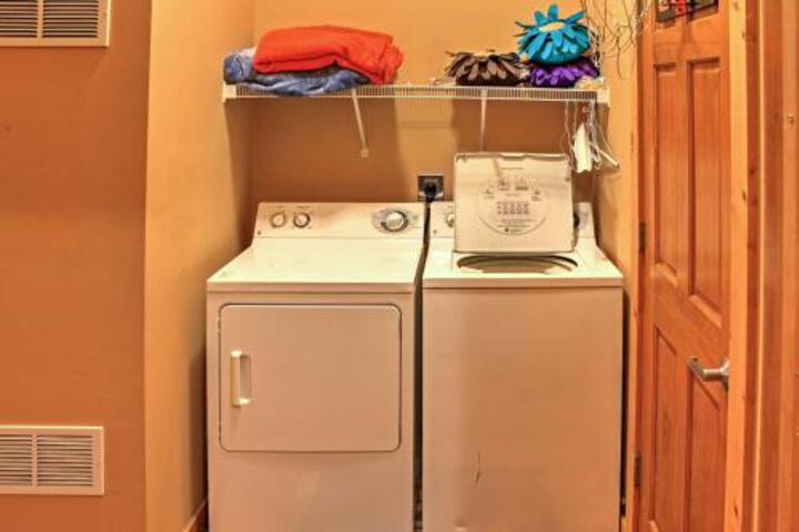 Ski In / Ski Out Snowshoe Townhome W / Deck & Hot Tub - thumb 3