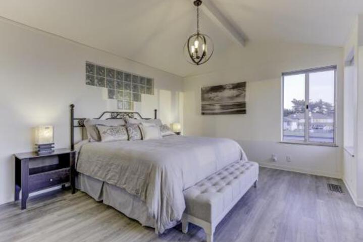 Hilton House Home - thumb 2