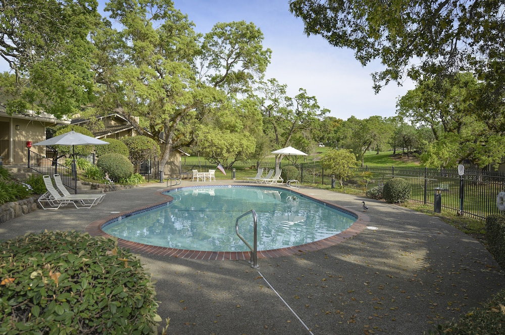 888 Oak Creek At Silverado 2 Bedroom Condo - thumb 1