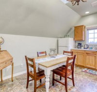 Azalea Haven - Accommodation Seattle