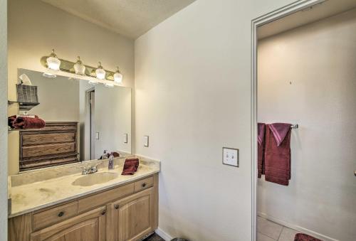 Indio Home W / Private Pool 5 Min To Coachella - thumb 0