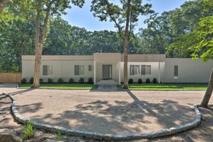 Hamptons Home W / Heated Pool Walk To Beach! - thumb 6