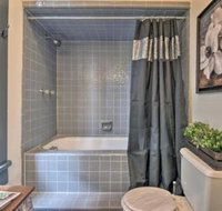 Vicksburg Home w / 3 Porches Walk to Downtown - Accommodation Seattle