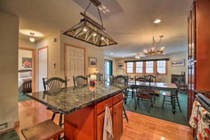 Cozy Central Lake Placid Townhome W / Porch! - thumb 2