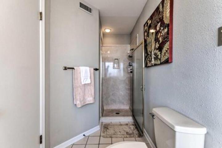 Lake Hamilton Condo W / Private Boat Slip! - thumb 6