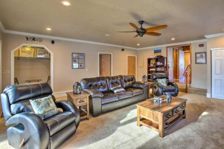 Houghton Lake House Directly On Waterfront! - thumb 6