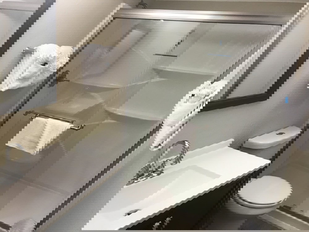 0302 Waters Edge Resort Condo - thumb 1