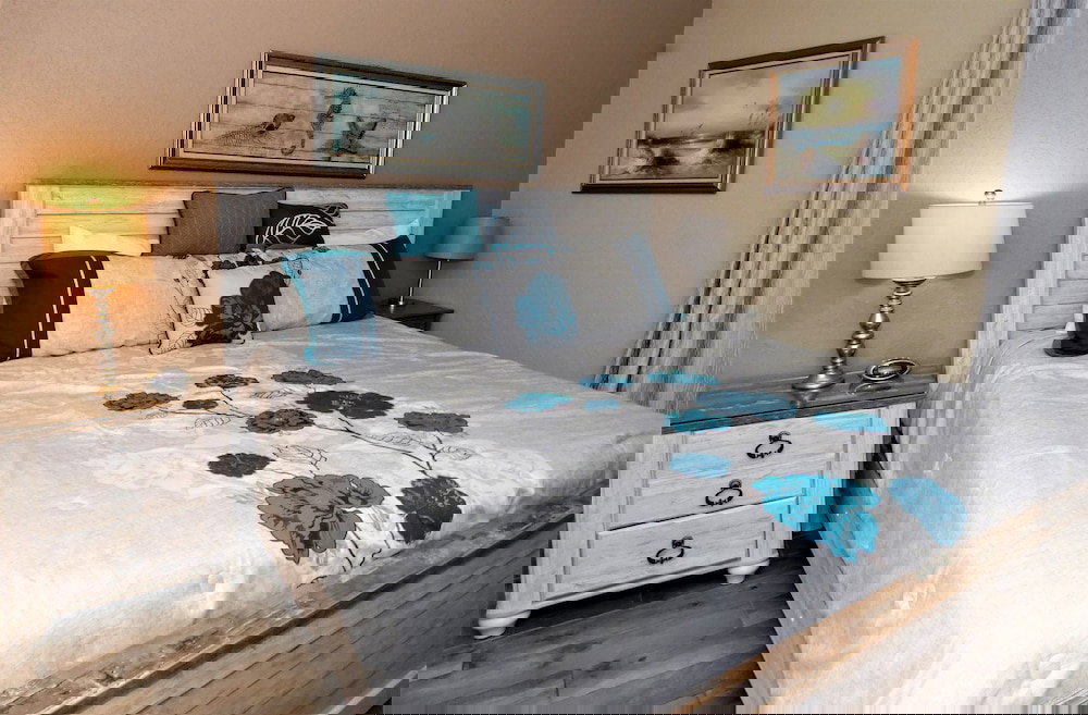 0302 Waters Edge Resort Condo - thumb 2