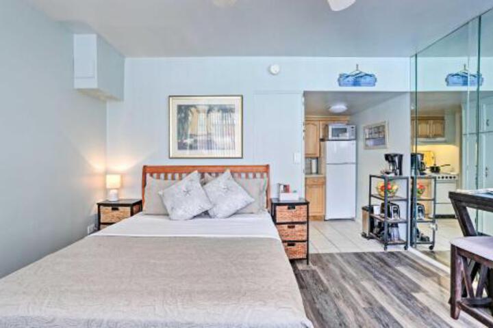 Virginia Beach Studio W / Balcony + Pool View! - thumb 4