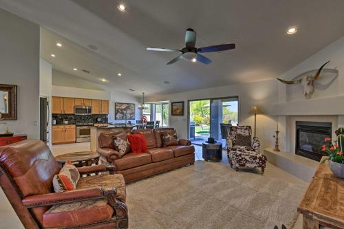 Cave Creek Family Home W / Patio Grill & Pool - thumb 4