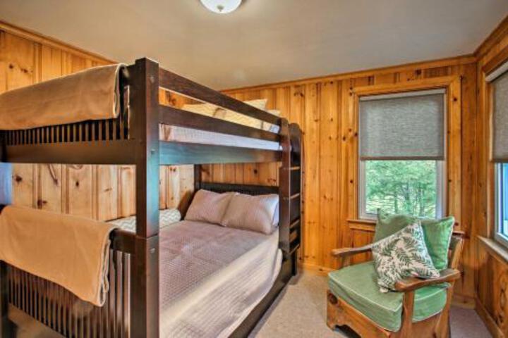 Waterfront Sebago Lake Cottage W / Dock + Beach - thumb 4